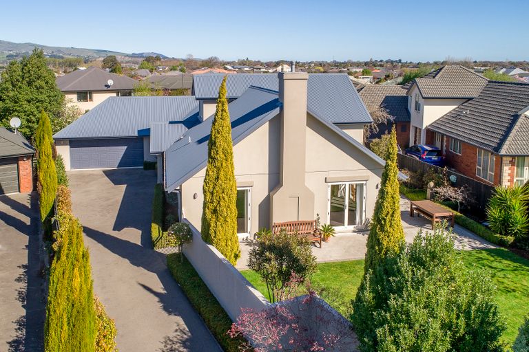 Photo of property in 19 Coppinger Terrace, Aidanfield, Christchurch, 8025