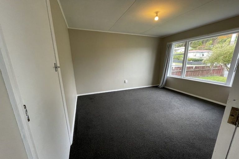Photo of property in 25 Nelson Crescent, Wainuiomata, Lower Hutt, 5014