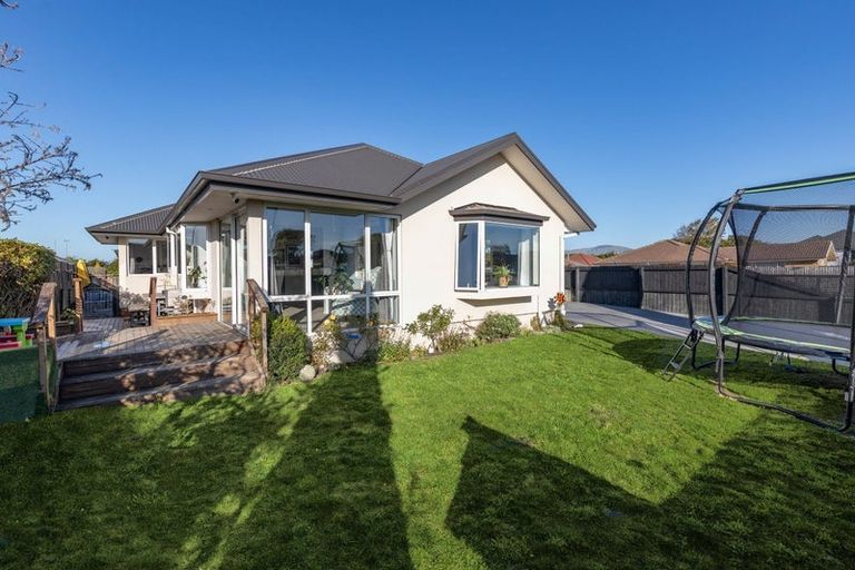 Photo of property in 26 Brightstone Crescent, Aranui, Christchurch, 8061