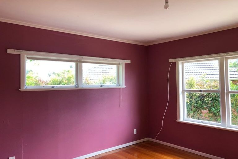 Photo of property in 6 Fairdene Avenue, Henderson, Auckland, 0610