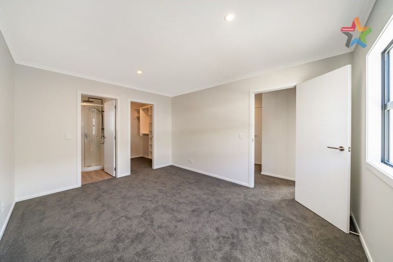 Photo of property in 10/1 Helvetia Grove, Naenae, Lower Hutt, 5011