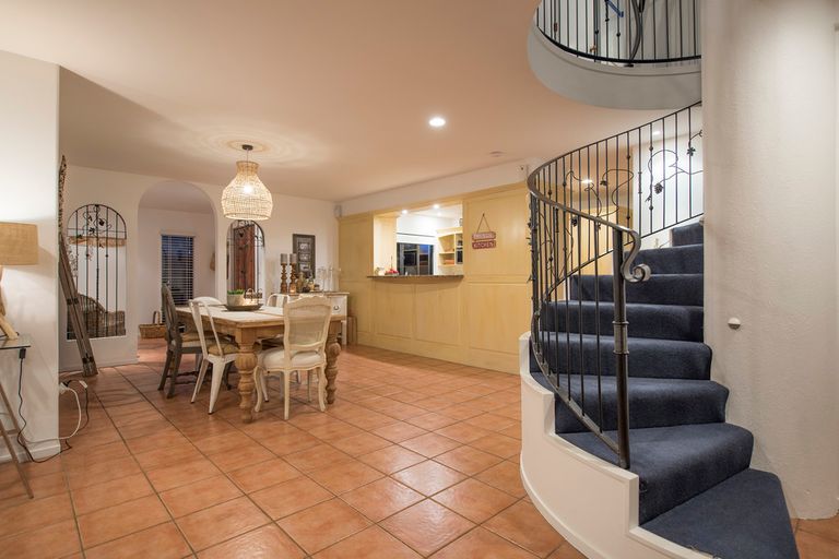 Photo of property in 80 Karewa Parade, Papamoa Beach, Papamoa, 3118