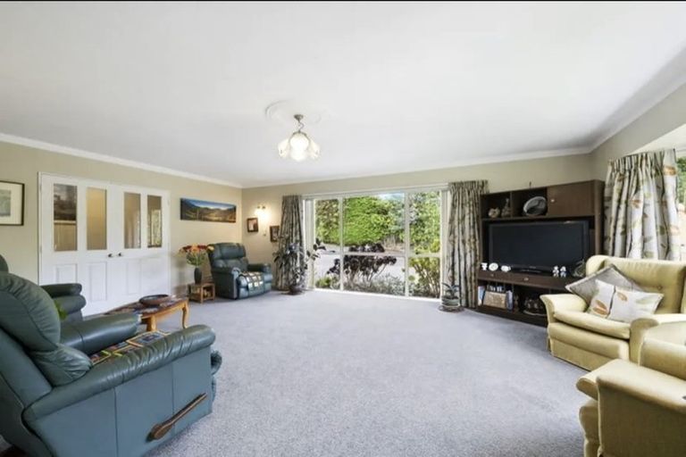 Photo of property in 35 Wood Leigh, Paraparaumu Beach, Paraparaumu, 5032