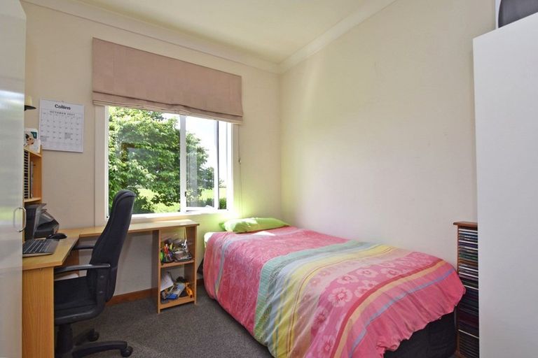 Photo of property in 674 Ryal Bush Wallacetown Road, Wallacetown, Invercargill, 9874