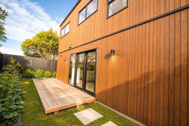 Photo of property in 11c Rene Place, Sunnyhills, Auckland, 2010