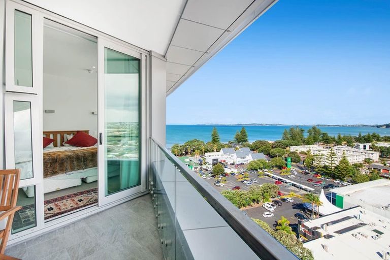 Photo of property in 1115/11 Tamariki Avenue, Kelston, Auckland, 0602