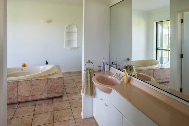 Photo of property in 1249a Moonshine Road, Judgeford, Porirua, 5381