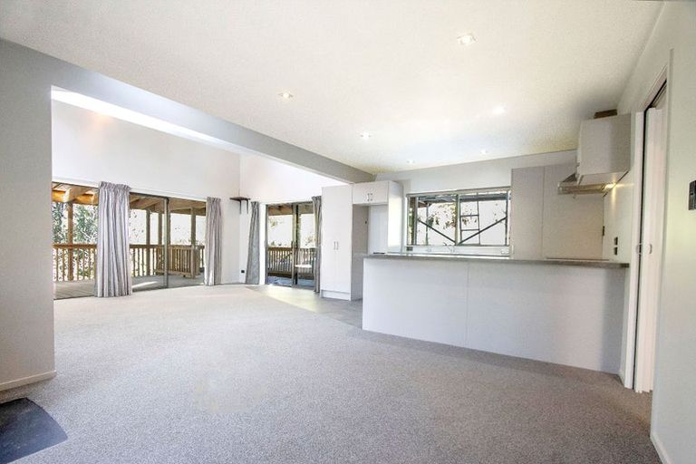 Photo of property in 293 Paremoremo Road, Paremoremo, Auckland, 0632