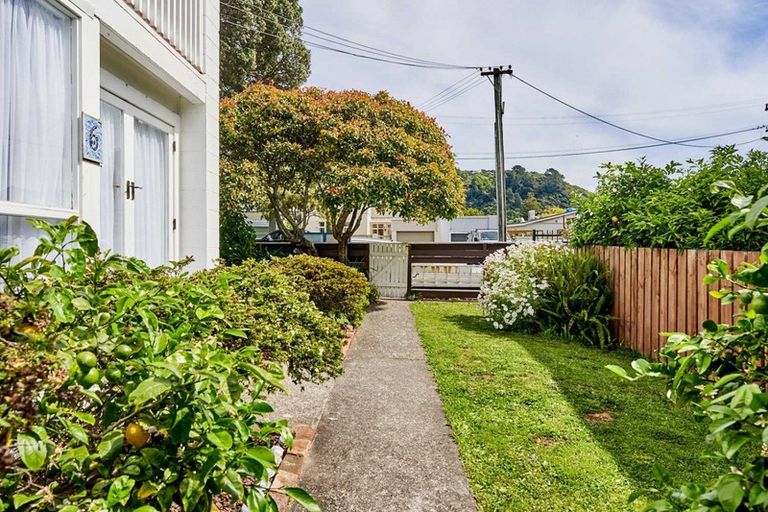 Photo of property in 5/3 Kowhai Street, Eastbourne, Lower Hutt, 5013