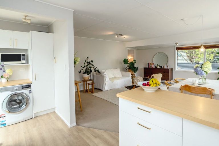 Photo of property in 105 Fitzherbert Street, Featherston, 5710