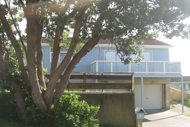 Photo of property in 8 Quinn Grove, Ranui, Porirua, 5024