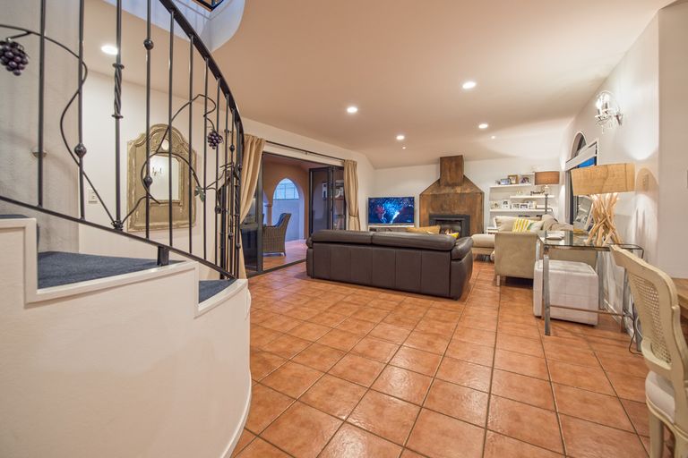 Photo of property in 80 Karewa Parade, Papamoa Beach, Papamoa, 3118