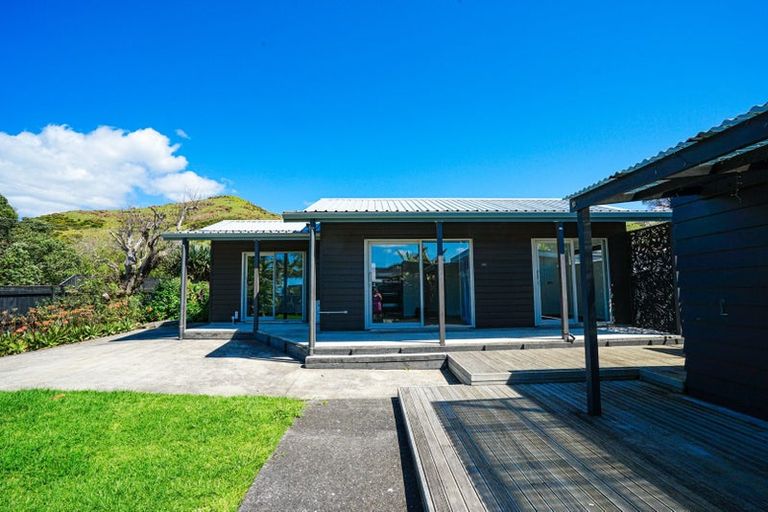 Photo of property in 1437 Clevedon Kawakawa Road, Kawakawa Bay, Papakura, 2585