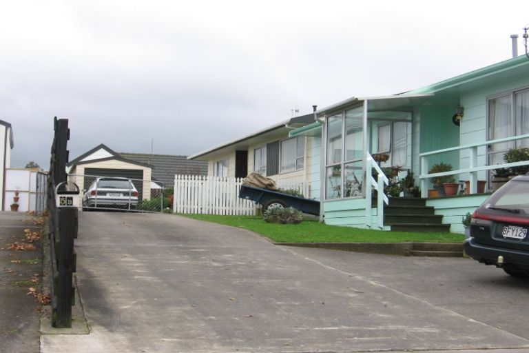 Photo of property in 5b Lyndale Place, Kelvin Grove, Palmerston North, 4414