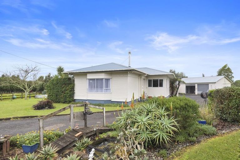 Photo of property in 425 Waiuku-otaua Road, Waiuku, 2682
