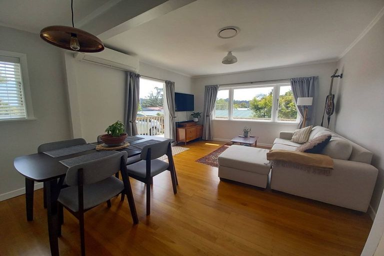 Photo of property in 3b Gazelle Avenue, Beach Haven, Auckland, 0626
