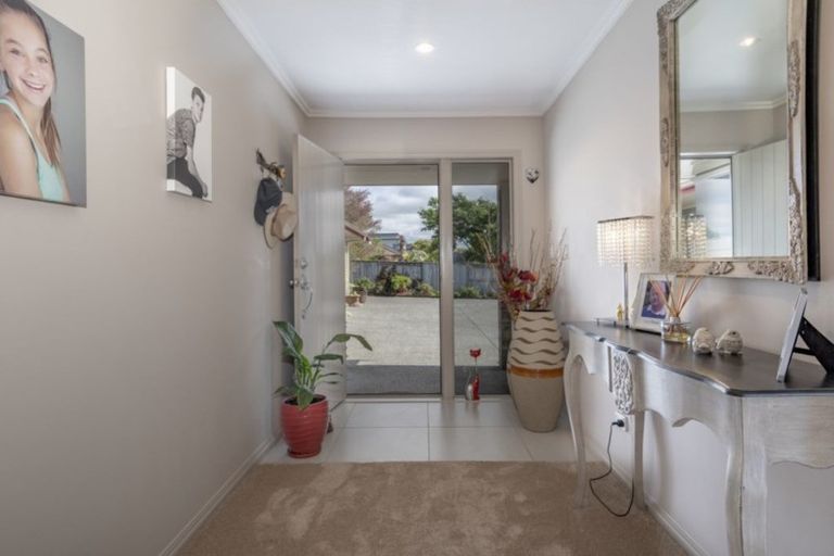 Photo of property in 4 Haden Place, Omokoroa, 3114