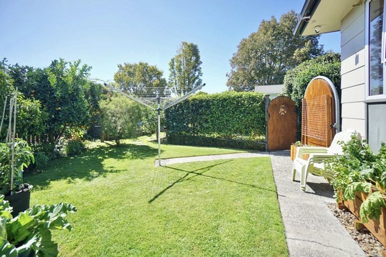 Photo of property in 14 Bishoprick Crescent, Te Puke, 3119