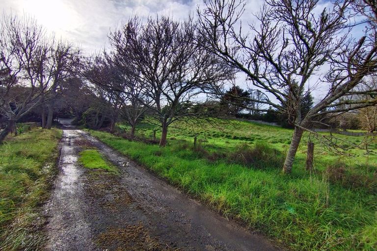 Photo of property in 1230 Alfriston Road, Alfriston, Manurewa, 2576