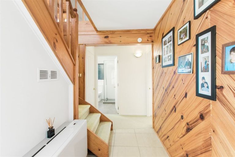 Photo of property in 65 De Luen Avenue, Tindalls Beach, Whangaparaoa, 0930