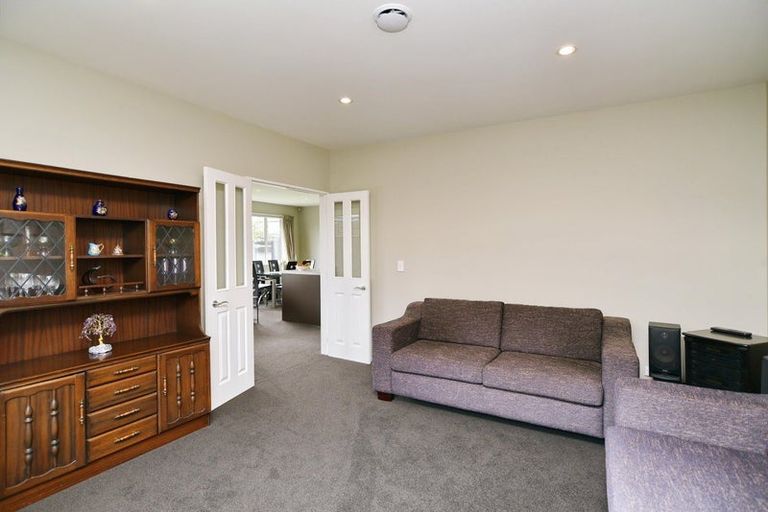 Photo of property in 6 Wisteria Lane, Rangiora, 7400