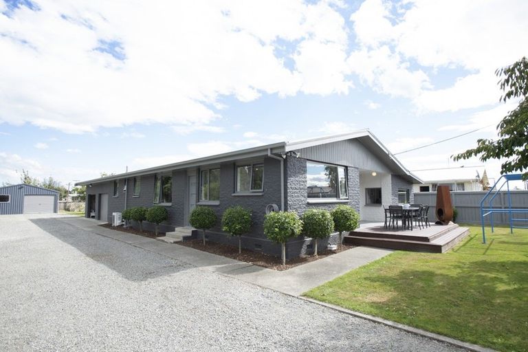 Photo of property in 1 Anne Street, Winton, 9720