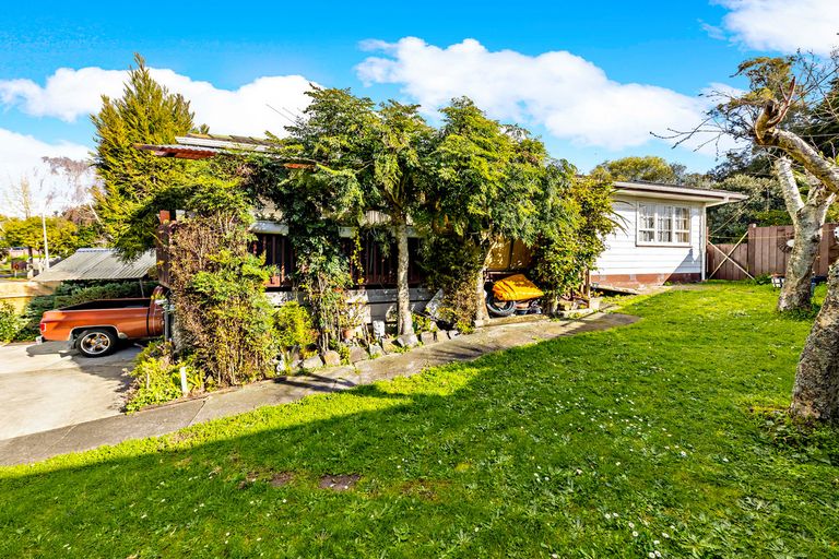 Photo of property in 58 Moncrieff Avenue, Clendon Park, Auckland, 2103