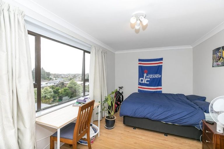 Photo of property in 72 Forest Lake Road, Forest Lake, Hamilton, 3200