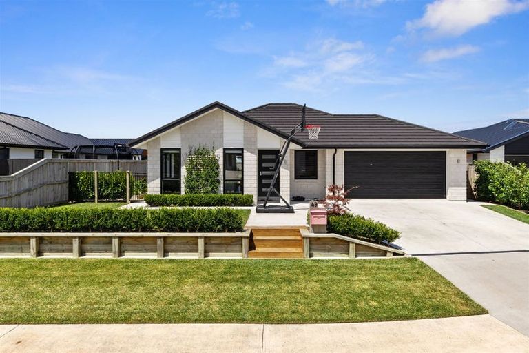 Photo of property in 43 Pinehurst Crescent, Morrinsville, 3300