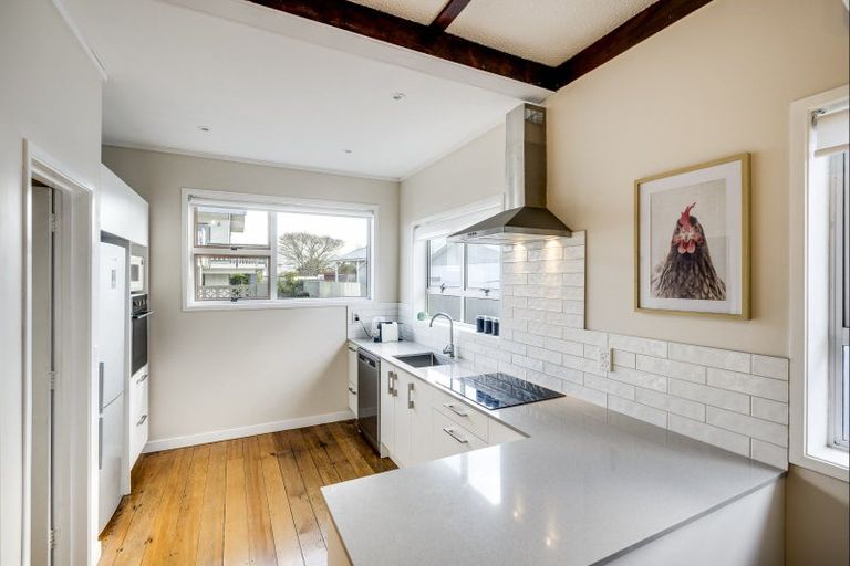 Photo of property in 16a Georges Drive, Napier South, Napier, 4110