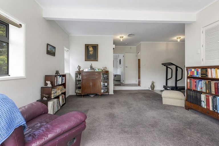 Photo of property in 45 Kiriwai Road, Paremata, Porirua, 5024