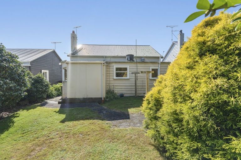 Photo of property in 58 Morley Street, New Plymouth, 4310