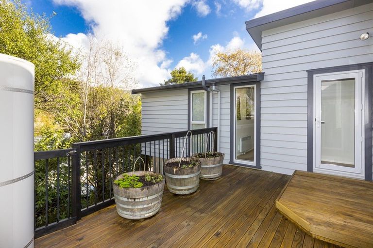 Photo of property in 2 Hobbit Lane, Pinehaven, Upper Hutt, 5371