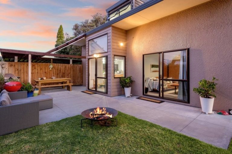 Photo of property in 25 Links View Drive, Omokoroa, 3114