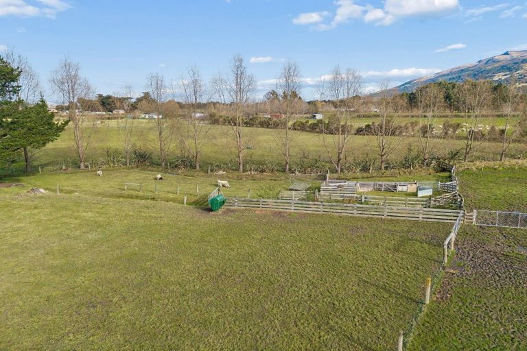 Photo of property in 42 Woodside Road, Woodside, Outram, 9073