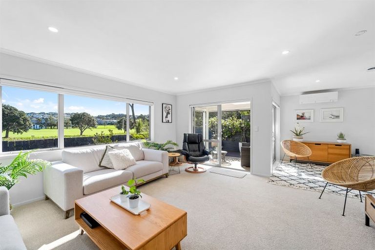 Photo of property in 232a Centreway Road, Orewa, 0931