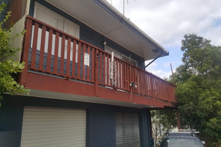 Photo of property in 5b Angle Street, Picton, 7220