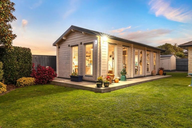 Photo of property in 60 Easton Way, Levin, 5510