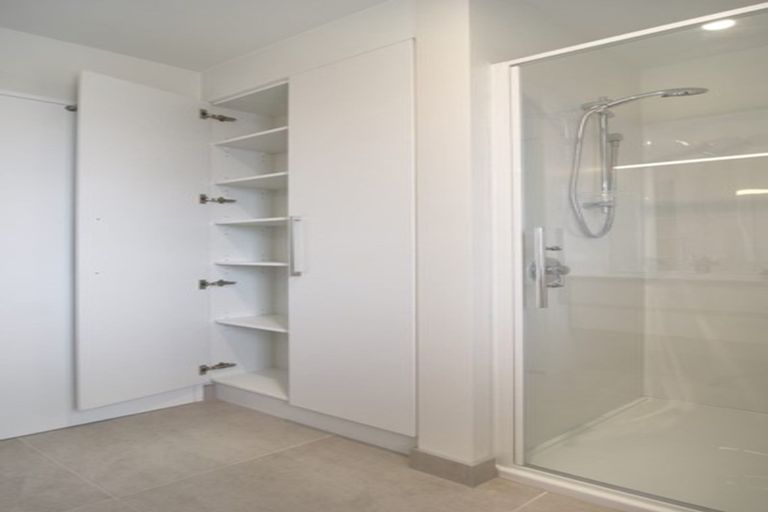 Photo of property in Riverena Flats, 377 Barbadoes Street, Christchurch Central, Christchurch, 8011