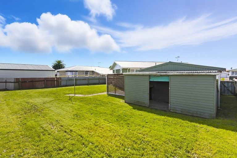 Photo of property in 4 Ross Street, Levin, 5510