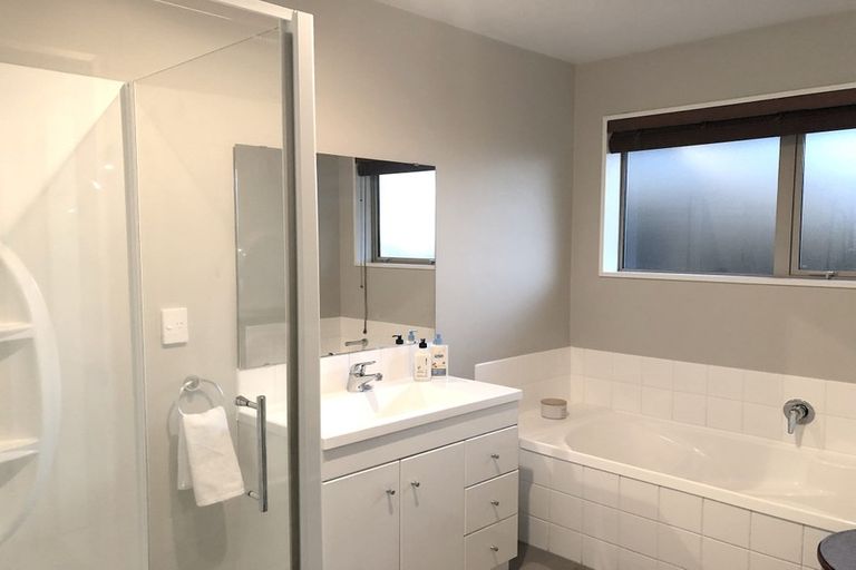 Photo of property in 31 Rolleston Drive, Rolleston, 7614