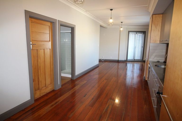 Photo of property in 98 Riddiford Street, Newtown, Wellington, 6021