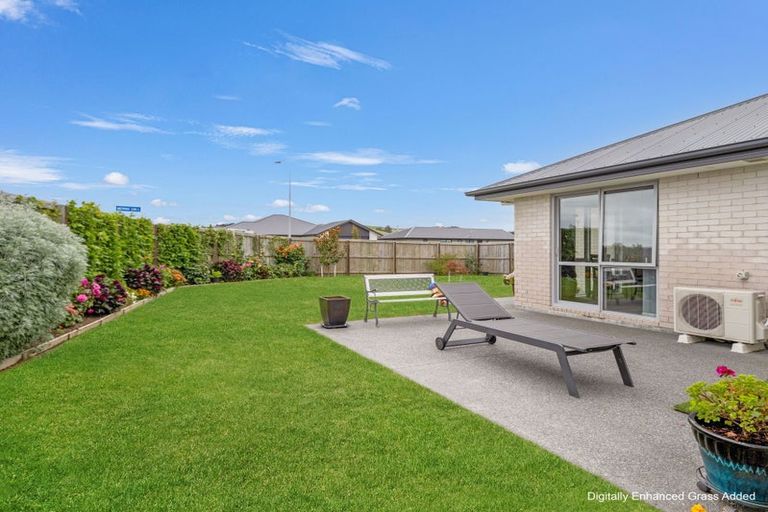 Photo of property in 23 Merino Crescent, Amberley, 7410