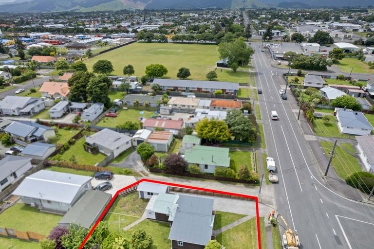 Photo of property in 22 Mako Mako Road, Levin, 5510