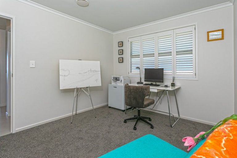 Photo of property in 18 Ross Place, Whiritoa, Whangamata, 3691