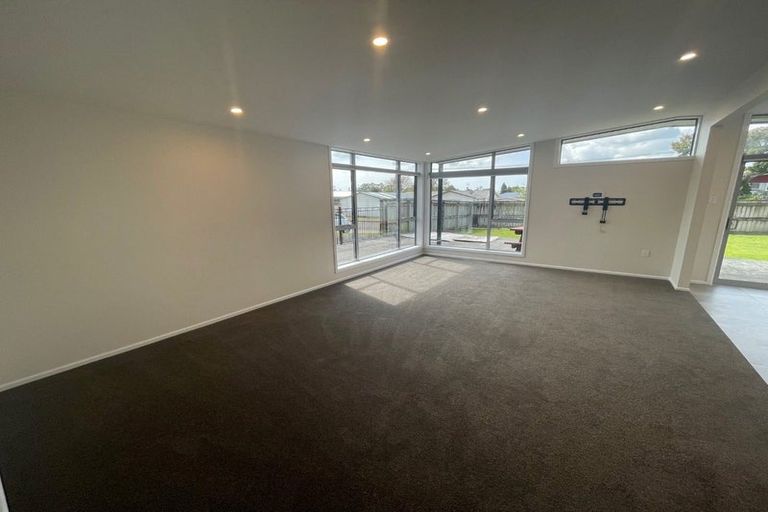 Photo of property in 11 Koromiko Street, Inglewood, 4330
