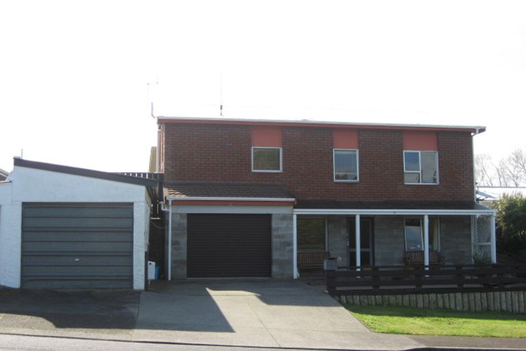 Photo of property in 337 Tukapa Street, Hurdon, New Plymouth, 4310