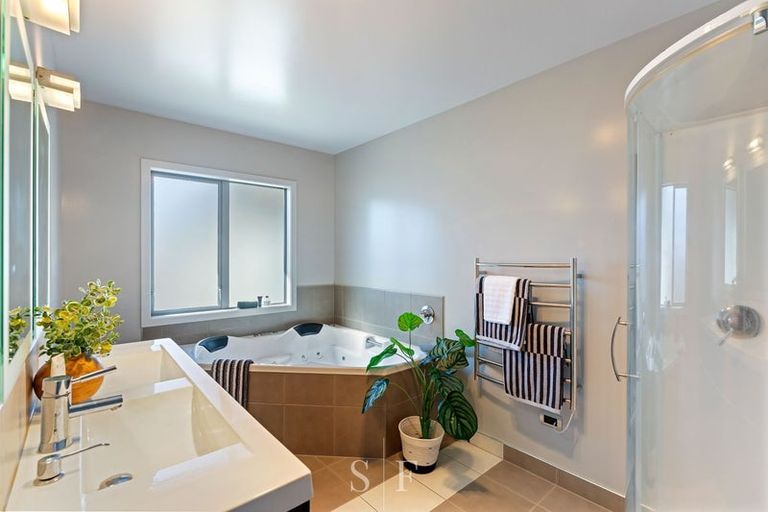 Photo of property in 131 King Arthur Drive, Otaihanga, Paraparaumu, 5036