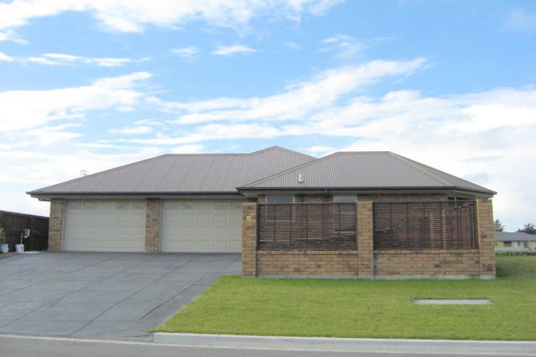 Photo of property in 5 Belgrave Drive, Rangiora, 7400