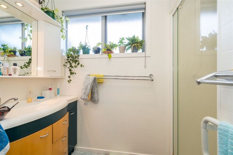 Photo of property in 11 Kellas Street, Macandrew Bay, Dunedin, 9014